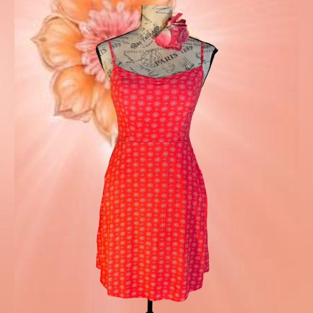 SO Red Printed Spaghetti-Strap Mini Dress